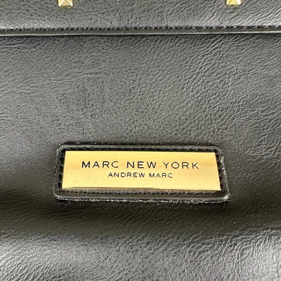 Andrew Marc New York Black Leather Purse Women’s - Picture 4 of 12